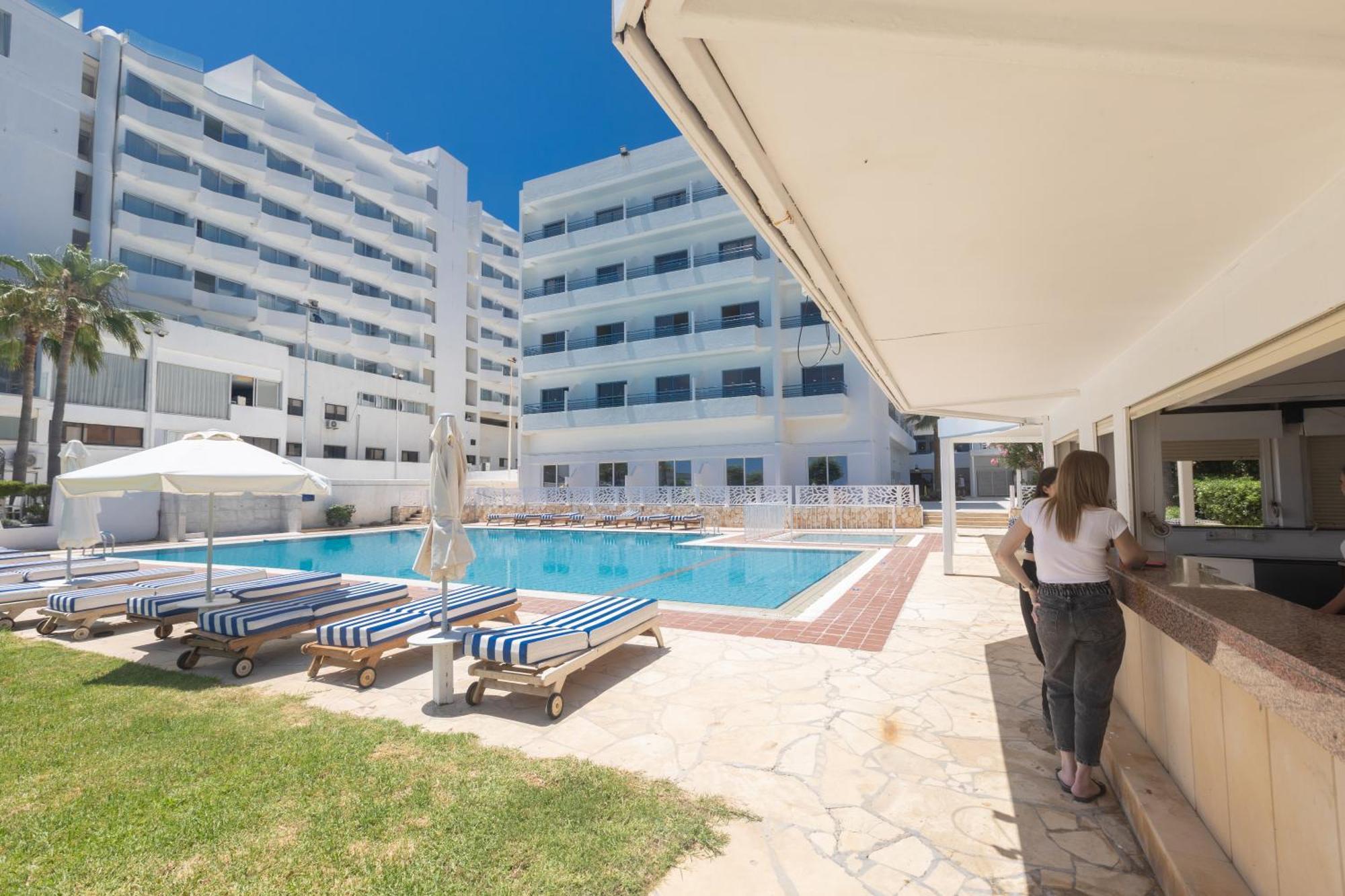 Otel Iliada 4*