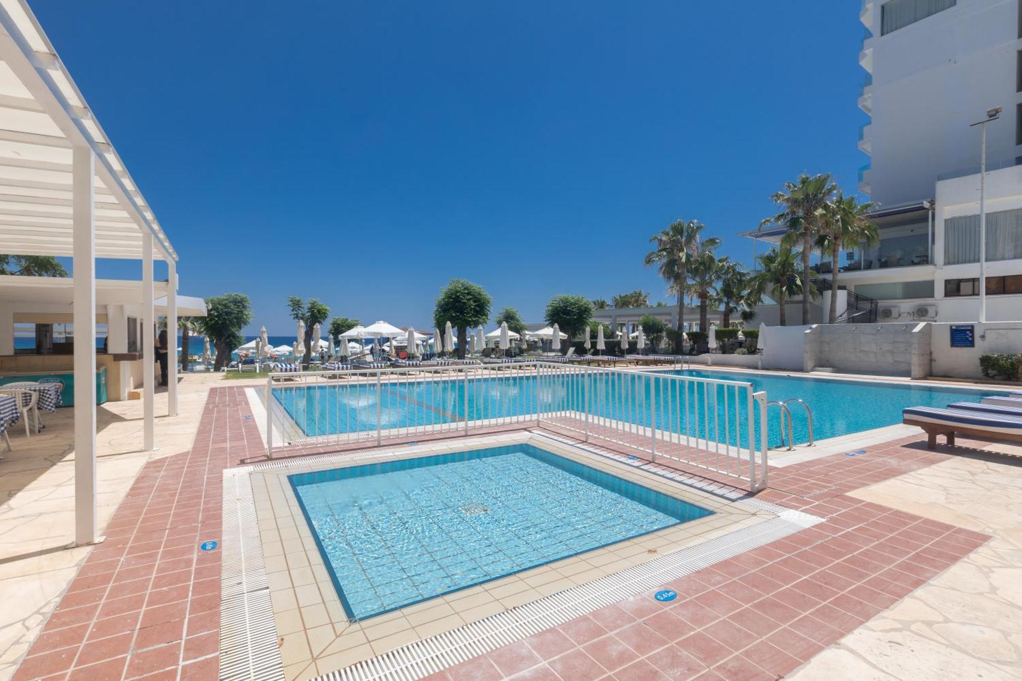 Iliada Otel Protaras