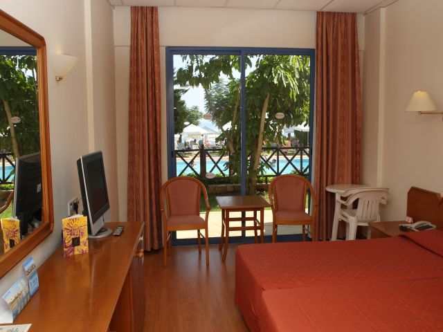 Otel Iliada Protaras